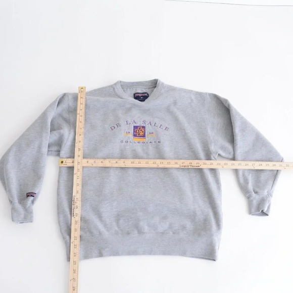 Vintage JanSport Grey De La Salle  Collegiate Crewneck Sweater Size Medium - Picture 4 of 12